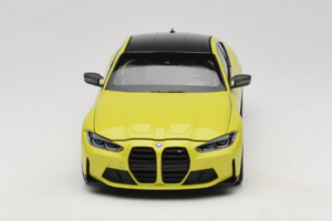 BMW M4 G82 Kollane Edasimüüja Väljaanne Minichamps 1:18 80435A51949-R1 Metall - pilt 4/10