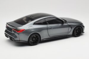 BMW M4 G82 Hall Metallic Minichamps 1:18 113020124 Metall - pilt 3/8