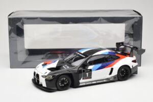 BMW M4 G82 GT3 Presentation 2021 Minichamps 1:18 80435A5D002 Metall - pilt 8/8