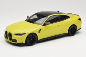 BMW M4 G82 Kollane Minichamps 1:18 155020120 Metall
