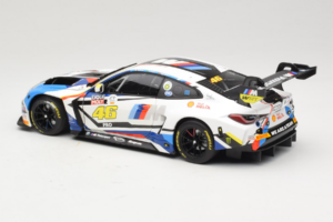 BMW M4 GT3 #46 V. Rossi / A. Farfus / M. Martin Team WRT 12 Hours of Bathurst 2023 Minichamps 1:18 113232146 Metall - pilt 7/8