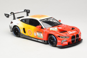 BMW M4 GT3 #72 D. Harper / M. Hesse / C. Weerts BMW M Team RMG 24 Hours of Nurburgring 2024 Minichamps 1:18 113242072 Metall - pilt 6/8