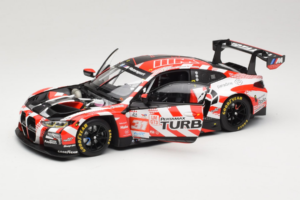 BMW M4 GT3 LMGT3 #31 D. Leung / S. Gelael / A. Farfus Team WRT 2nd Place 24 Hours of Le Mans 2024 Minichamps 1:18 113242431 M - pilt 2/8