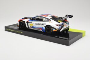 BMW M4 GT3 Team WRT #46 V. Rossi / R. Marciello / M. Martin 12 Hours of Bathurst 2024 Minichamps 1:18 113242046 Metall - pilt 7/8