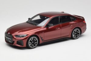 BMW M440i G26 Gran Coupe Aventurine Punane Otto 1:18 OT1075 Vaik