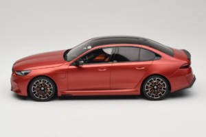 BMW M5 G90 Beach Orange GT Spirit 1:18 GT966 Vaik - pilt 3/6
