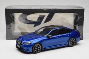 BMW M5 G90 Marina Bay Blue Metallic GT Spirit 1:18 GT507 Vaik - pilt 6/6