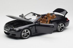 BMW M6 E64 Kabriolett Sapphire Black Kyosho 1:18 80430417424 Metall - pilt 2/9