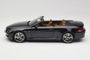 BMW M6 E64 Kabriolett Sapphire Black Kyosho 1:18 80430417424 Metall - pilt 5/9