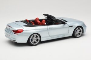 BMW M6 F12 Kabriolett Silverstone Silver Paragon 1:18 8043225656 Metall - pilt 3/8