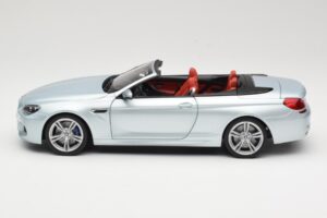 BMW M6 F12 Kabriolett Silverstone Silver Paragon 1:18 8043225656 Metall - pilt 4/8