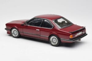 BMW M635 CSi E24 Karmin Punane AUTOart 1:18 70528 Metall - pilt 7/8