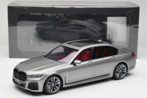 BMW M760i G12 V12 Final Edition Hall GT Spirit 1:18 GT478 Vaik - pilt 6/6