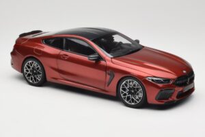 BMW M8 F91 Convertible Storm Bay Metallic Minichamps 1:18 110029020 Metall - pilt 6/8