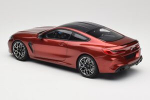 BMW M8 F91 Convertible Storm Bay Metallic Minichamps 1:18 110029020 Metall - pilt 7/8