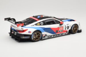 BMW M8 GTE Team RLL C. De Phillippi / B. Auberlen 2nd in Class 12 Hours of Sebring 2018 Minichamps 1:18 155182925 Metall - pilt 2/6