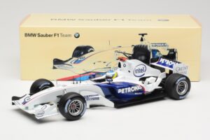 BMW Sauber F1.06 #16 N. Heidfeld Launch Version 2006 Minichamps 1:18 80430413183 Metall - pilt 6/6