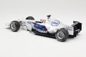 BMW Sauber F1.07 #10 R. Kubica Launch Version 2007 Minichamps 1:18 80430426995 Metall - pilt 5/7