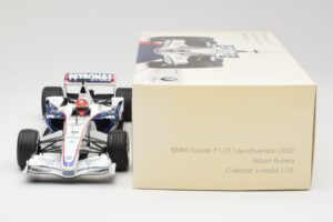 BMW Sauber F1.07 #10 R. Kubica Launch Version 2007 Minichamps 1:18 80430426995 Metall - pilt 6/7