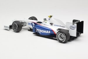 BMW Sauber F1.09 #6 N. Heidfeld Launch Version 2009 Minichamps 1:18 80432154856 Metall - pilt 5/7
