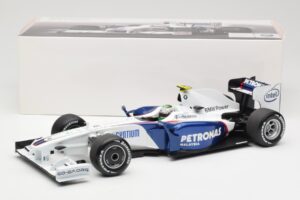 BMW Sauber F1.09 #6 N. Heidfeld Launch Version 2009 Minichamps 1:18 80432154856 Metall - pilt 7/7