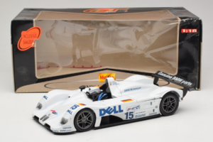 BMW V12 LMR #15 Y. Dalmas / J. Winkelhock / P. Martini 24 Hours of Le Mans Winner 1999 Maisto 1:18 56062 Metall - pilt 8/8