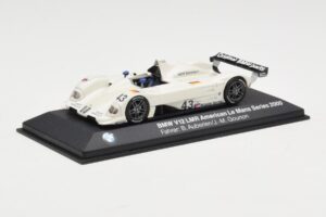 BMW V12 LMR LMP1 #43 B. Auberlen / M. Gounon 24 Hours of Le Mans 2000 Minichamps 1:43 80420018216 Metall - pilt 2/4