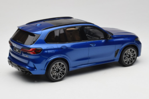 BMW X5 M F95 Competition Marina Bay Blue Metallic GT Spirit 1:18 GT967 Vaik - pilt 2/6