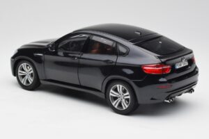 BMW X6 M F86 Must Kyosho 1:18 80432157613 Metall - pilt 7/8