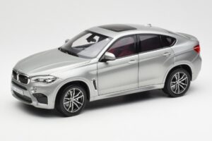 BMW X6 M F86 Donington Hall Metallik Norev 1:18 80432364886 Metall