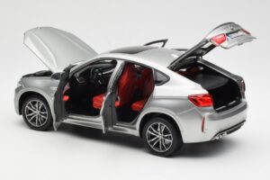 BMW X6 M F86 Donington Hall Metallik Norev 1:18 80432364886 Metall - pilt 5/8