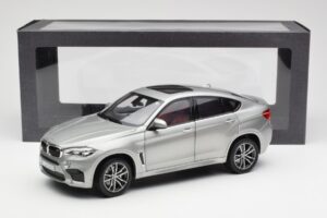 BMW X6 M F86 Donington Hall Metallik Norev 1:18 80432364886 Metall - pilt 8/8