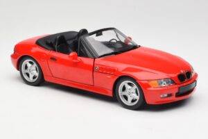 BMW Z3 E36/7 Kabriolett Punane UT Models 1:18 180024330 Metall - pilt 6/8