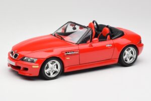 BMW Z3 E36/7 Roadster Punane Bburago 1:18 3349 Metall