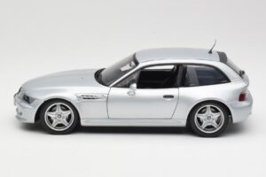 BMW Z3 M Coupe E36/8 Hõbedane UT 1:18 80430020856 Metall - pilt 4/8