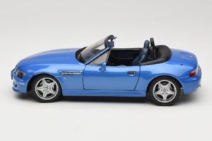 BMW Z3 M Roadster Sinine Edasimüüja Väljaanne UT Models 1:18 80439422939 Metall - pilt 4/8