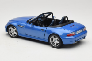 BMW Z3 M Roadster Sinine Edasimüüja Väljaanne UT Models 1:18 80439422939 Metall - pilt 7/8