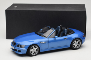 BMW Z3 M Roadster Sinine Edasimüüja Väljaanne UT Models 1:18 80439422939 Metall - pilt 8/8