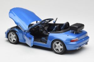 BMW Z3 M Roadster Pagasikandjaga Sinine Metallik UT Models 1:18 20416 Metall - pilt 5/8
