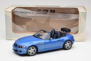 BMW Z3 M Roadster Pagasikandjaga Sinine Metallik UT Models 1:18 20416 Metall - pilt 8/8
