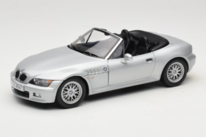 BMW Z3 Roadster 1.8 Hõbedane Edasimüüja Väljaanne UT Models 1:18 80439411712 Metall