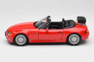 BMW Z3 Roadster 1.9 Punane Edasimüüja Väljaanne UT Models 1:18 80439423068 Metall - pilt 4/8