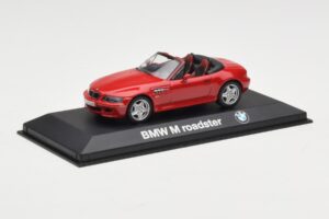 BMW Z3 Roadster 2.8 Punane Minichamps 1:43 BMW004 Metall - pilt 2/4