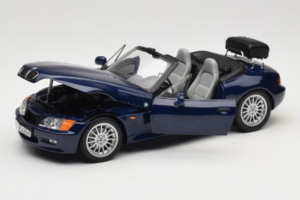 BMW Z3 Roadster Sinine Edasimüüja Väljaanne UT Models 1:18 80439422186 Metall - pilt 2/8