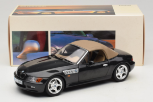 BMW Z3 Roadster Roheline Edasimüüja Väljaanne UT Models 1:18 80439411711 Metall - pilt 8/8