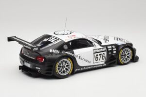 BMW Z4 #676 H. Stuck / J. Hennerici / D. Hurtgen Team Schubert Nürburgring 24 Hours 2006 AUTOart 1:18 80649 Metall - pilt 2/6