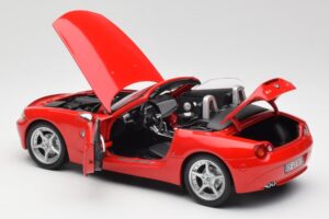 BMW Z4 E85 Roadster Punane Bburago 1:18 34046 Metall - pilt 5/8