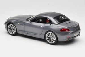 BMW Z4 E89 sDrive 35i Space Grey Metallic Kyosho 1:18 80432147085 Metall - pilt 7/8