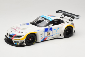 BMW Z4 GT3 #19 Team Schubert J. Muller / D. Muller ADAC 24 Hours Nurburgring 2012 Minichamps 1:18 151122319 Metall