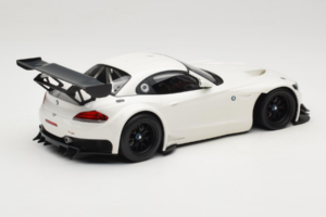 BMW Z4 GT3 E89 Valge Minichamps 1:18 151122301 Metall - pilt 2/6